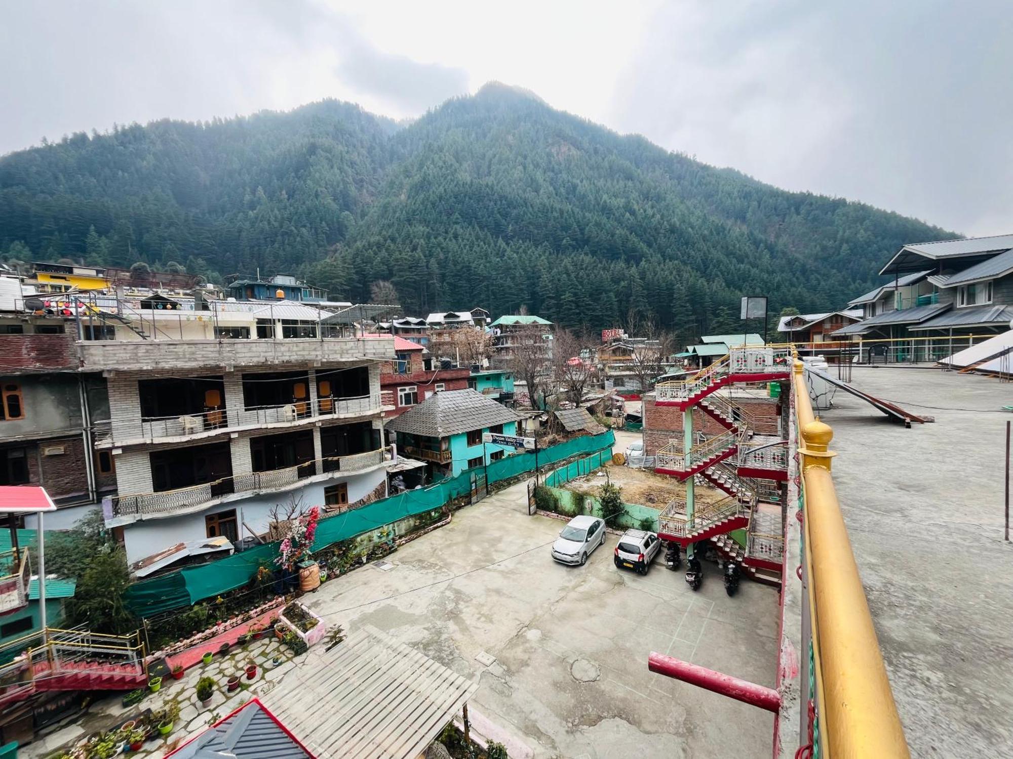 Hotel Brownie River View Kasol Ngoại thất bức ảnh