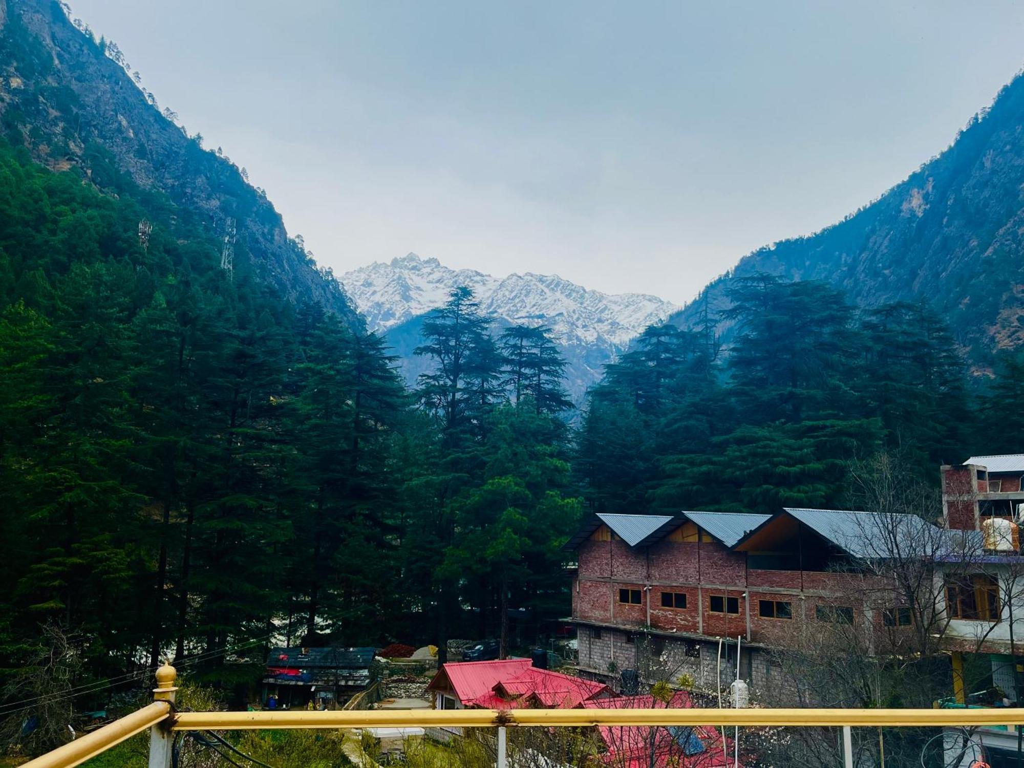 Hotel Brownie River View Kasol Ngoại thất bức ảnh