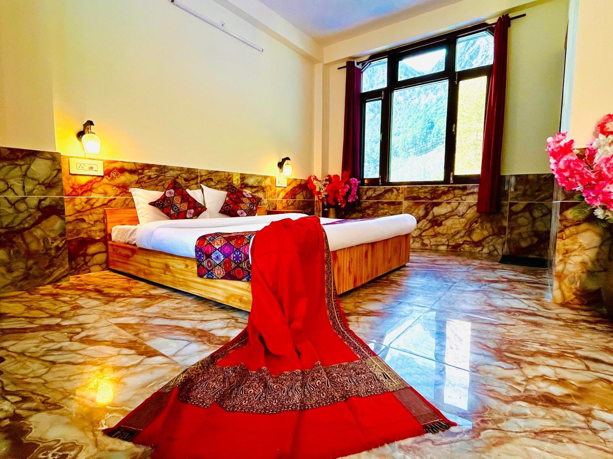 Hotel Brownie River View Kasol Ngoại thất bức ảnh
