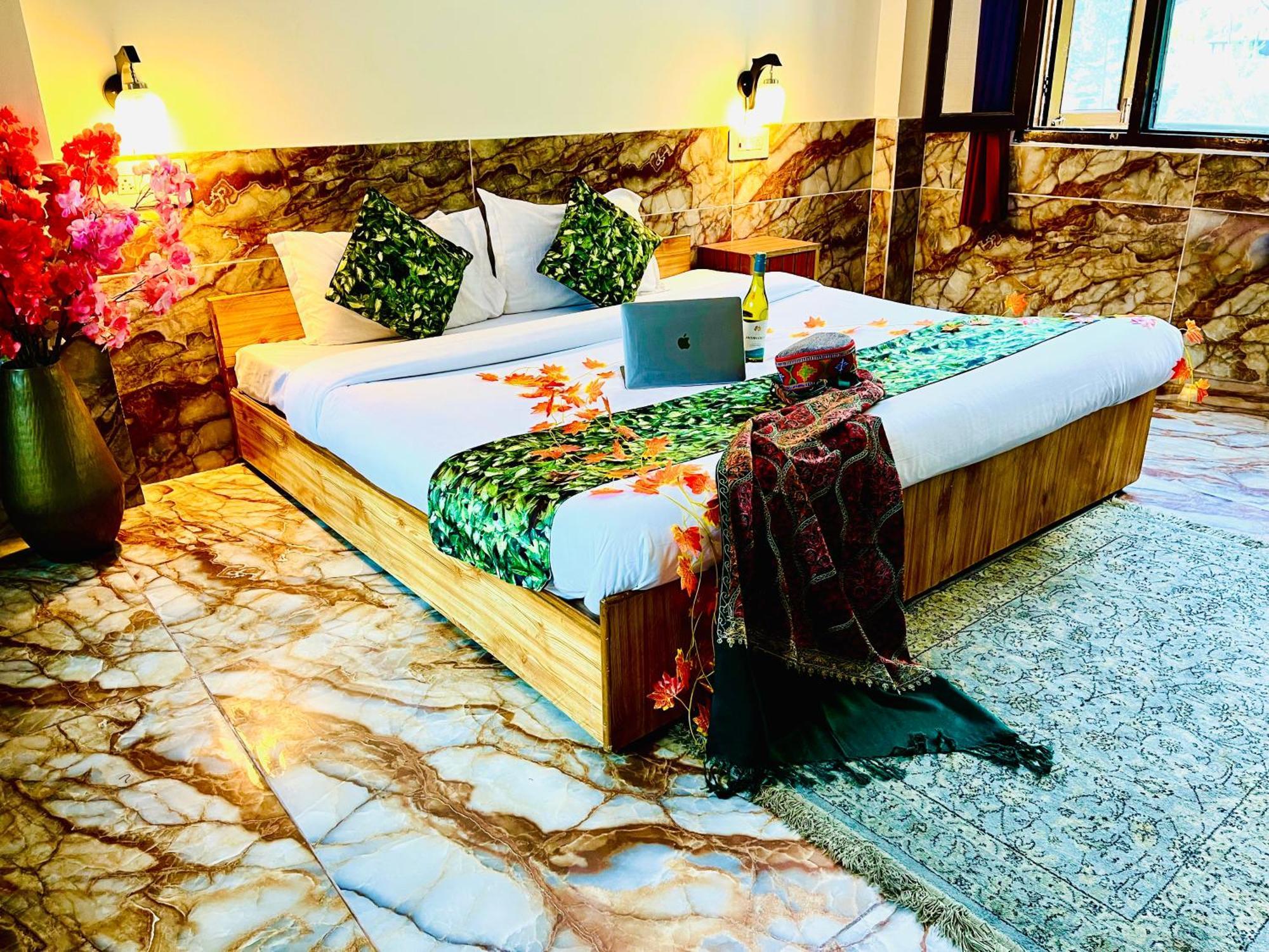Hotel Brownie River View Kasol Ngoại thất bức ảnh